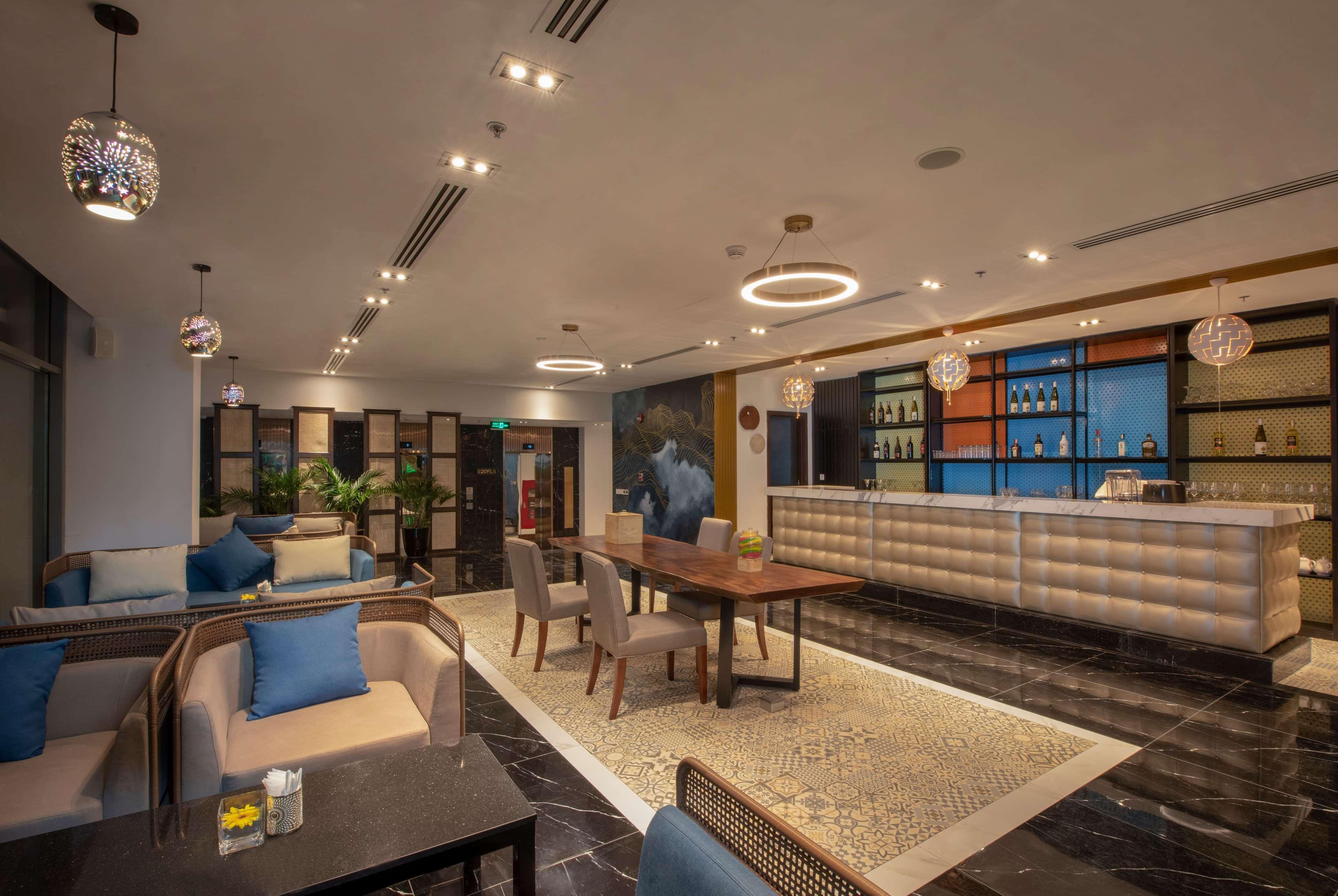 Wyndham Garden Ханой Екстериор снимка