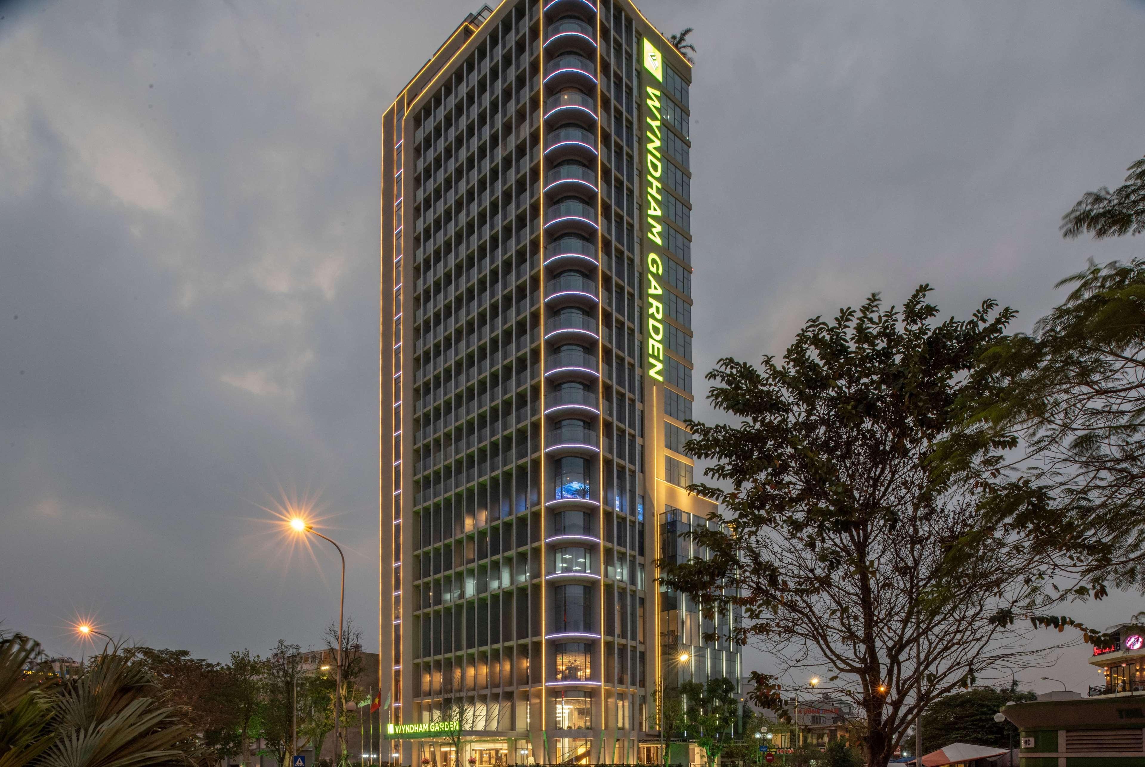 Wyndham Garden Ханой Екстериор снимка