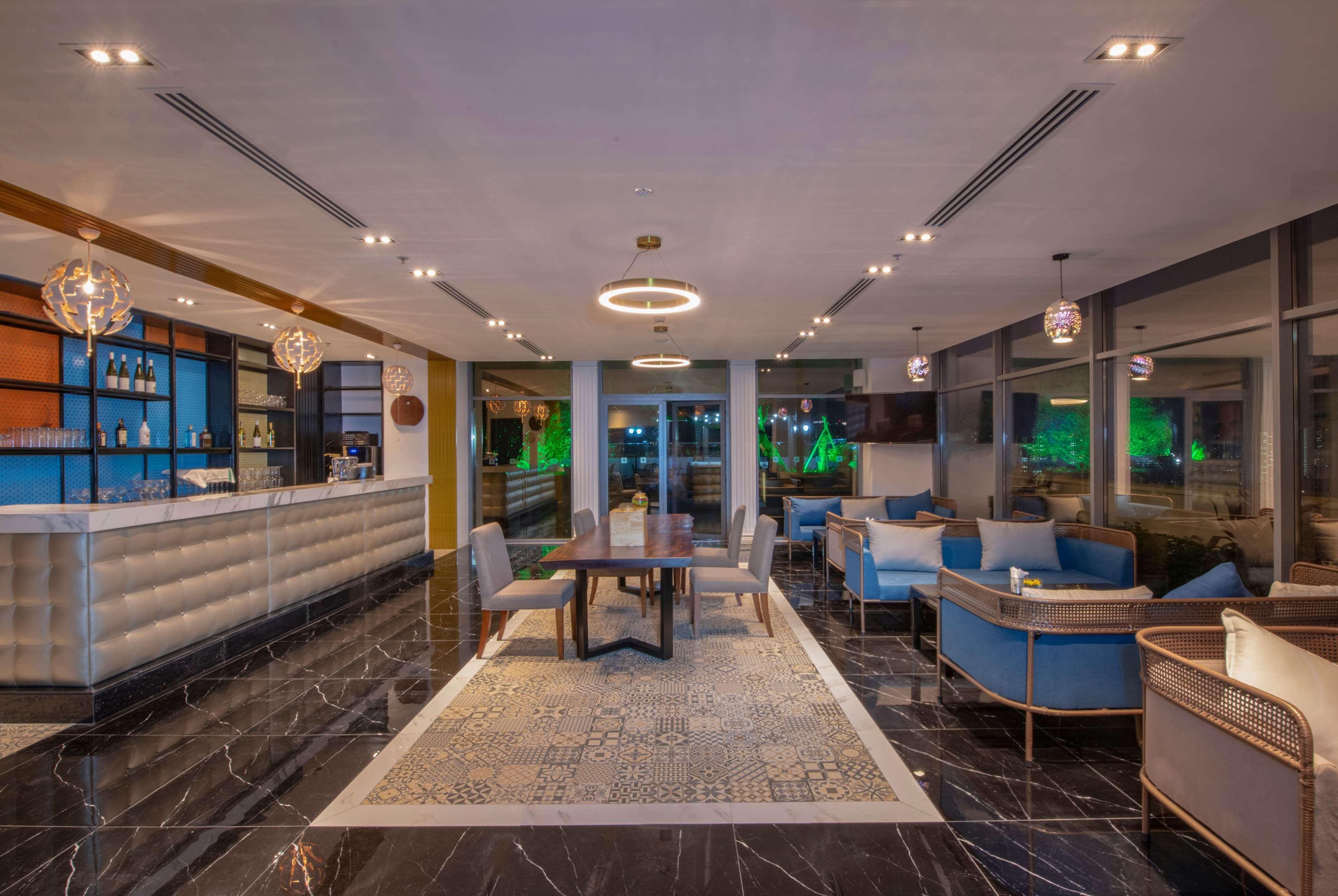 Wyndham Garden Ханой Екстериор снимка