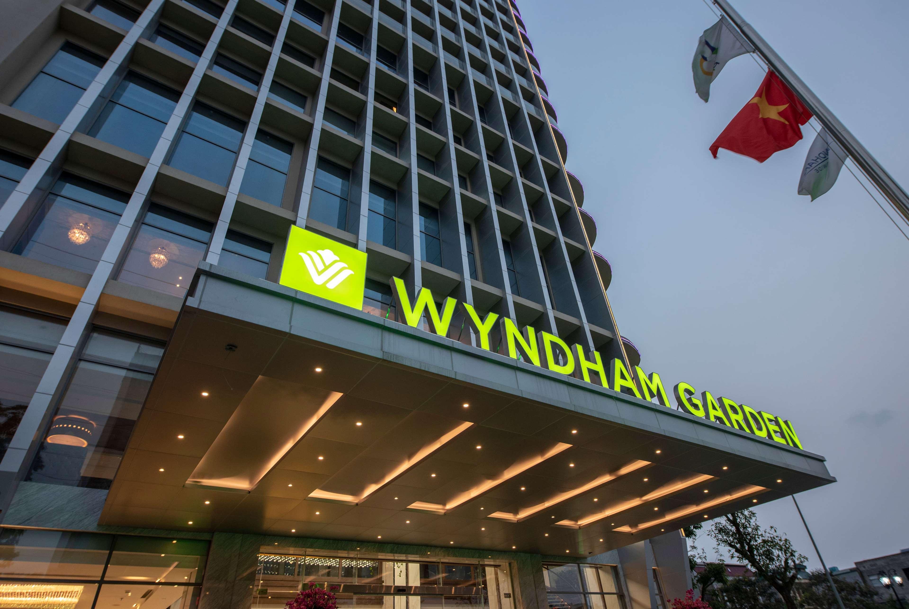 Wyndham Garden Ханой Екстериор снимка