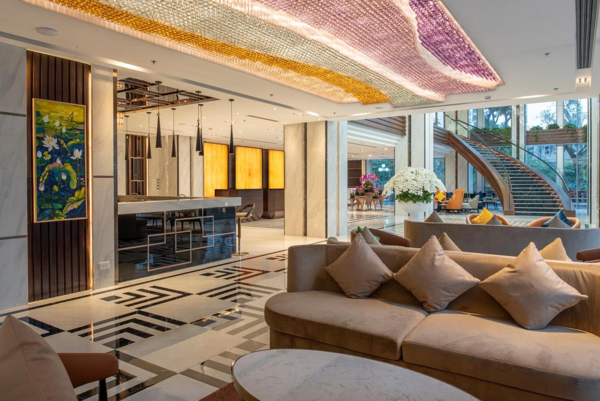 Wyndham Garden Ханой Екстериор снимка