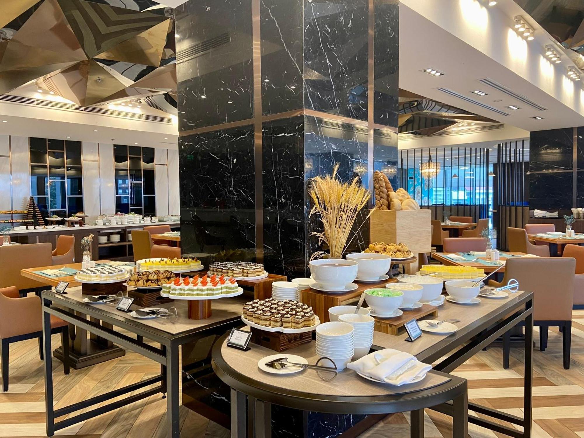 Wyndham Garden Ханой Екстериор снимка