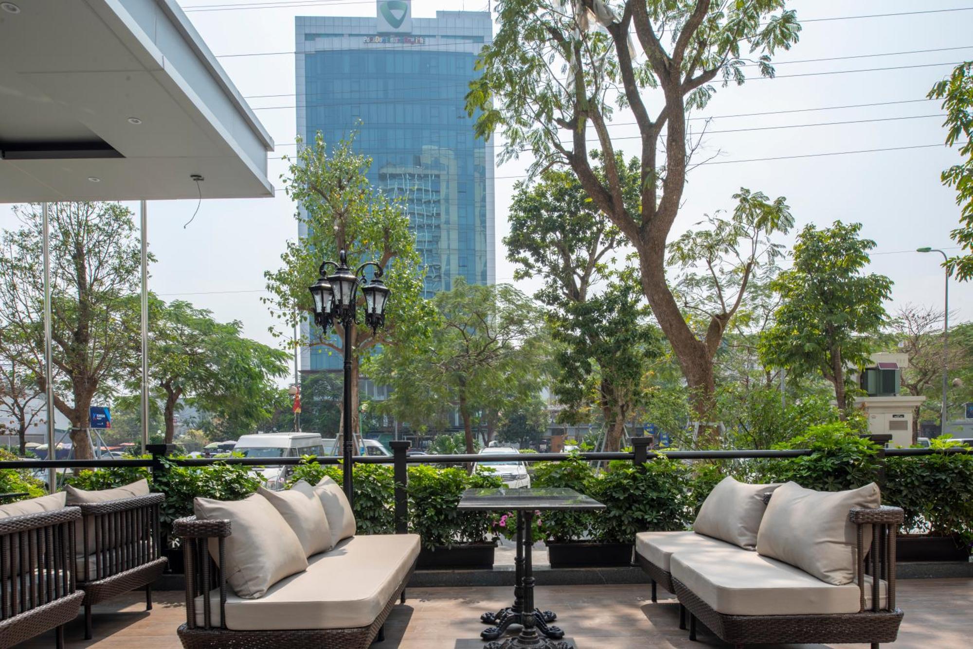 Wyndham Garden Ханой Екстериор снимка