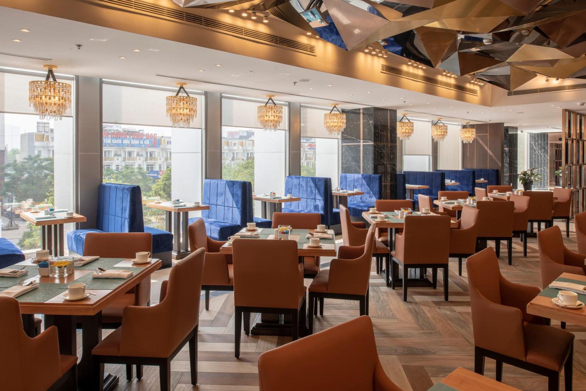 Wyndham Garden Ханой Екстериор снимка